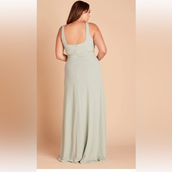 Perfect Condition Sage Green long convertible (bow) dress - Picture 4 of 5